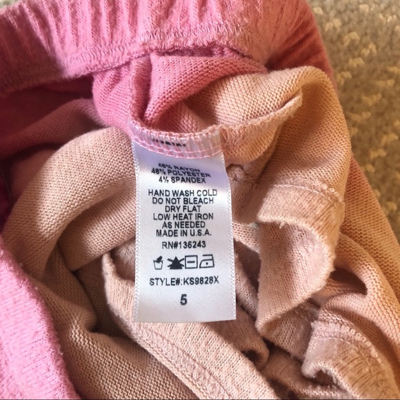 Play Six Shorts - Picture 4 of 4